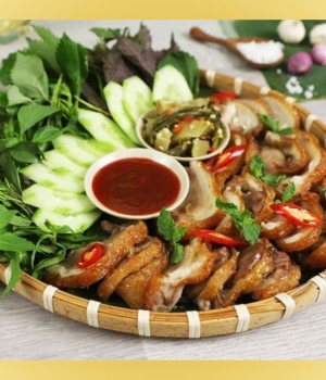 Giò Heo Ủ Muối Chiên Giòn 